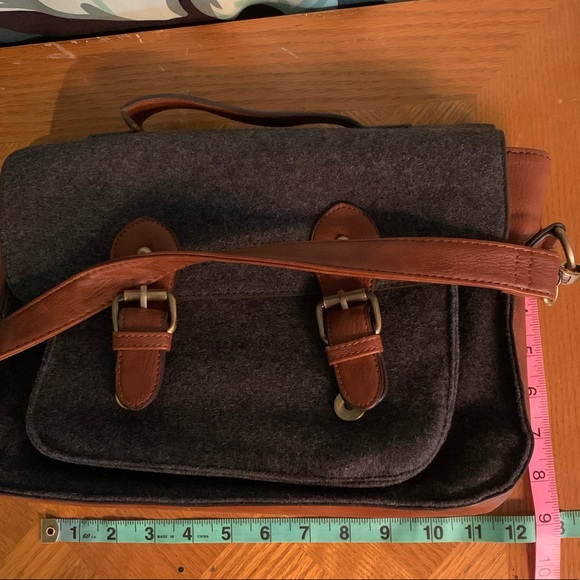 Wool cross body bag - Picture 12 of 12